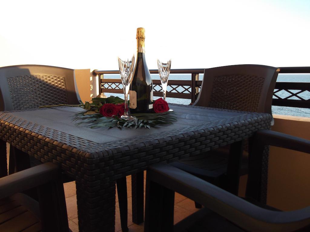 Kritamos Beach Apartments Frangokastello エクステリア 写真